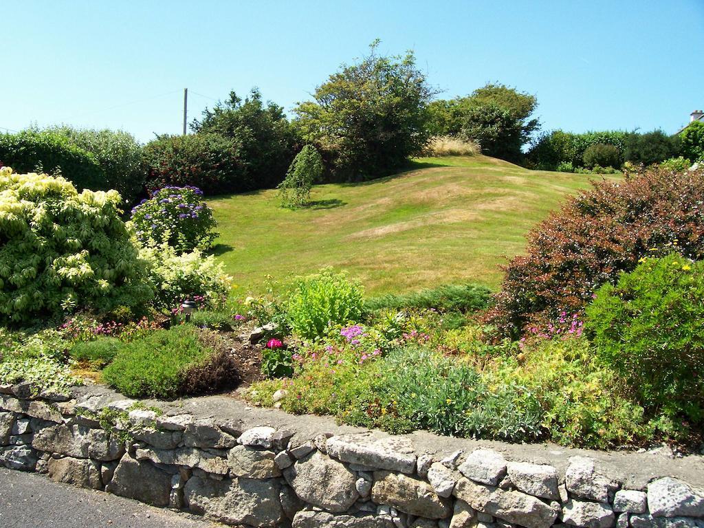 An Caladh Gearr Thatch Cottage Galway Kültér fotó